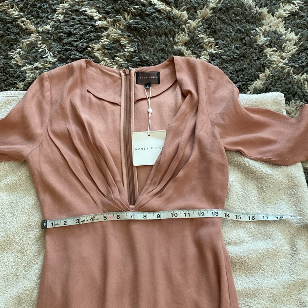 Elegant Long Sleeve Plunge Maxi Dress in Rose - Picture 9 of 14